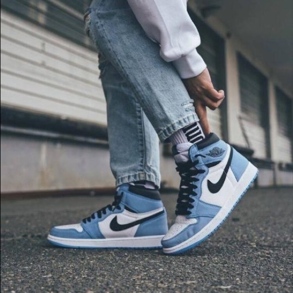 Nike Jordan 1 2021 retro - Picture 2 of 15